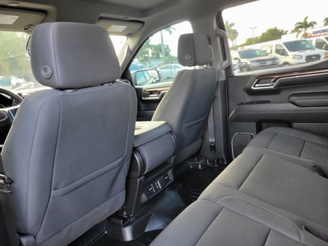 Used 2023 GMC Sierra 1500 Elevation image 9