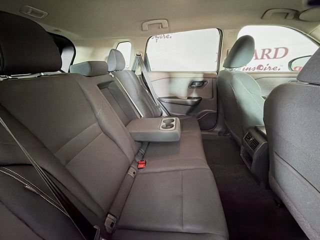 Used 2023 Nissan Rogue S AWD/4WD image 30