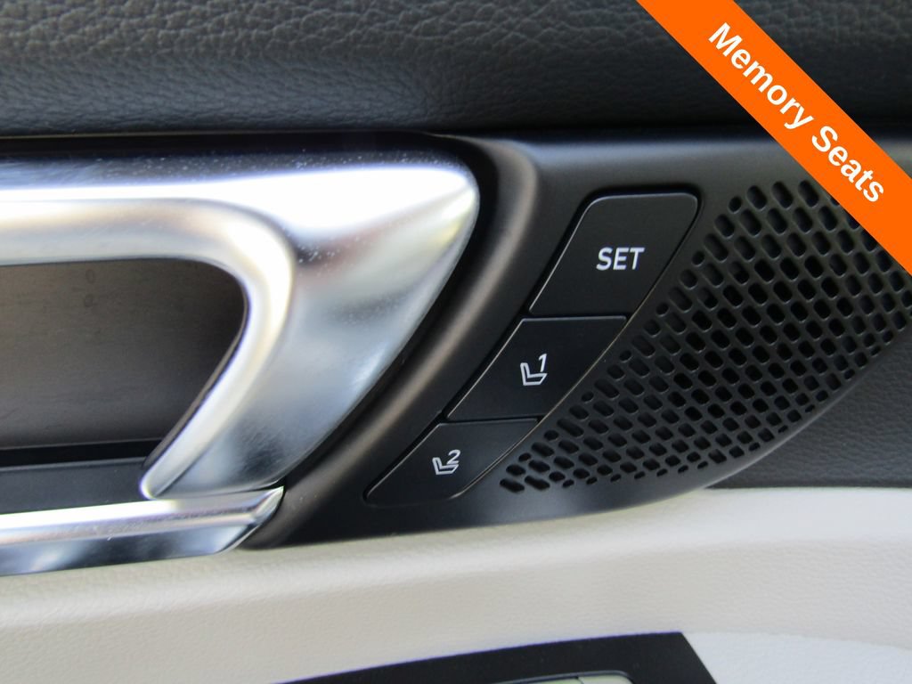 Used 2022 Kia Telluride SX w/ SX Prestige Package AWD/4WD image 6
