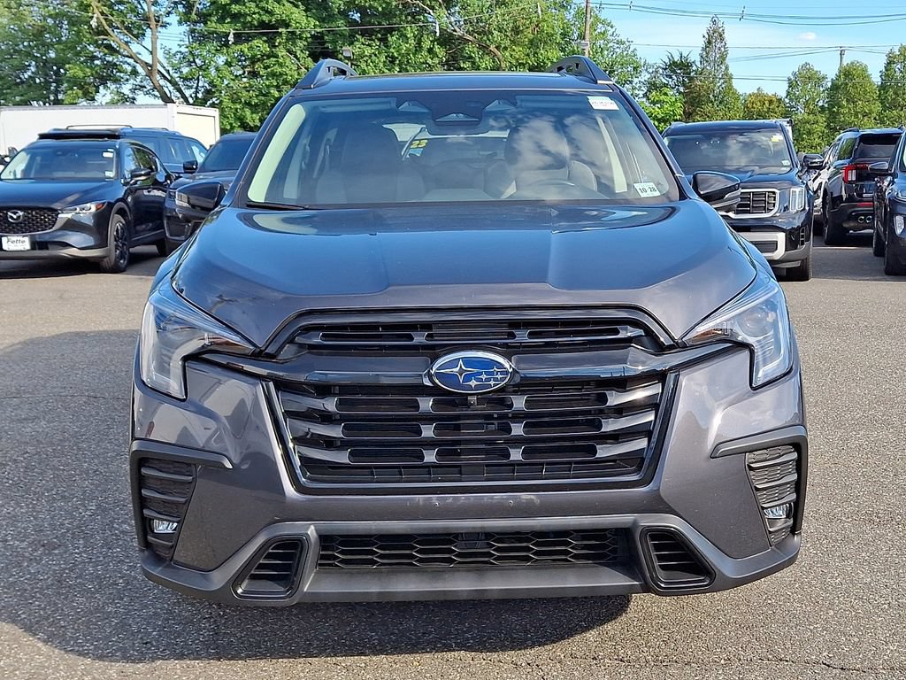 Used 2023 Subaru Ascent Onyx Edition Limited AWD/4WD image 2