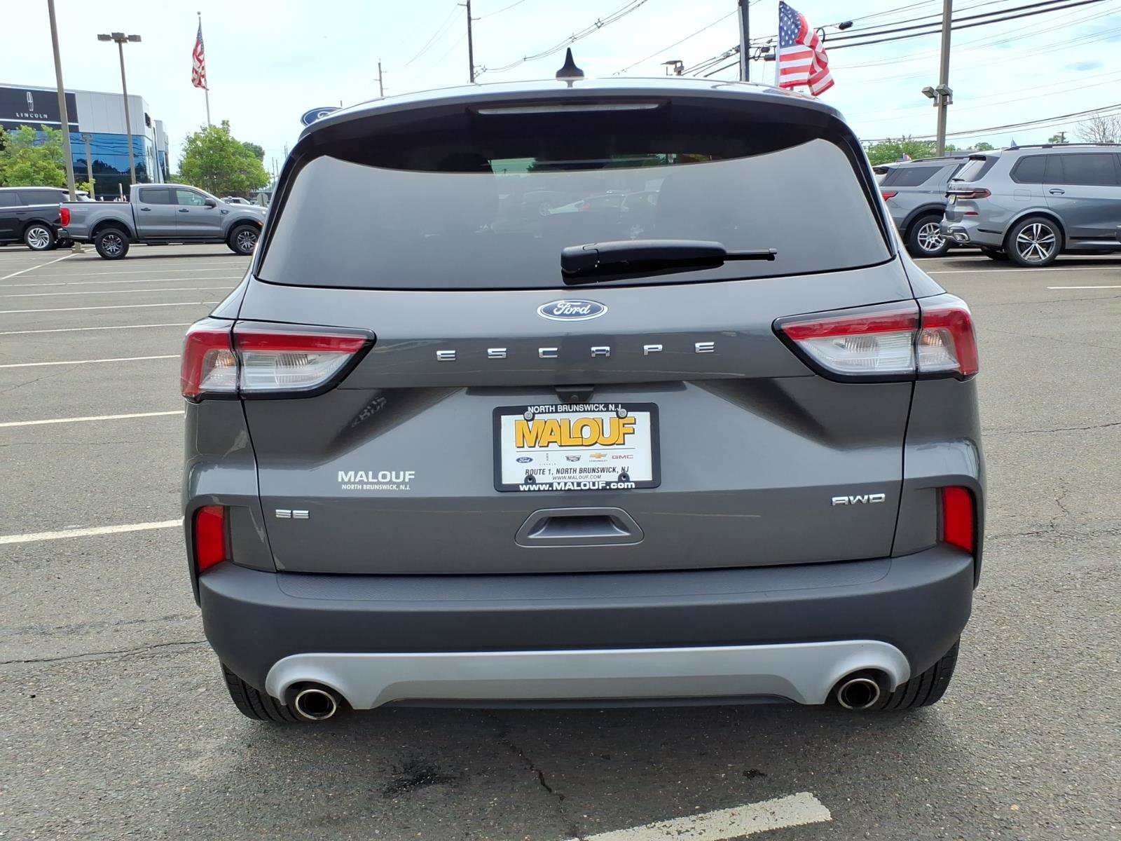 Certified 2022 Ford Escape SE w/ Convenience Package AWD/4WD image 5