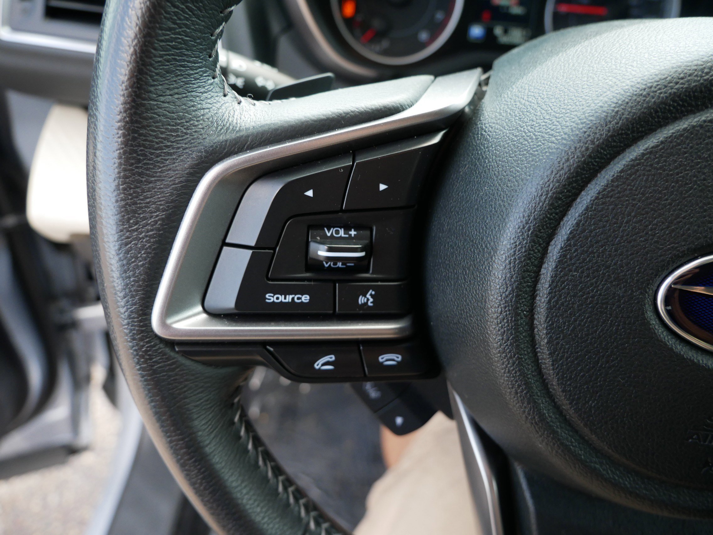 Used 2022 Subaru Ascent Premium w/ Convenience Package image 28