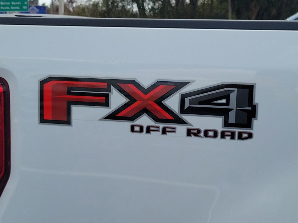 Certified 2022 Ford F350 Platinum w/ FX4 Off-Road Package image 6