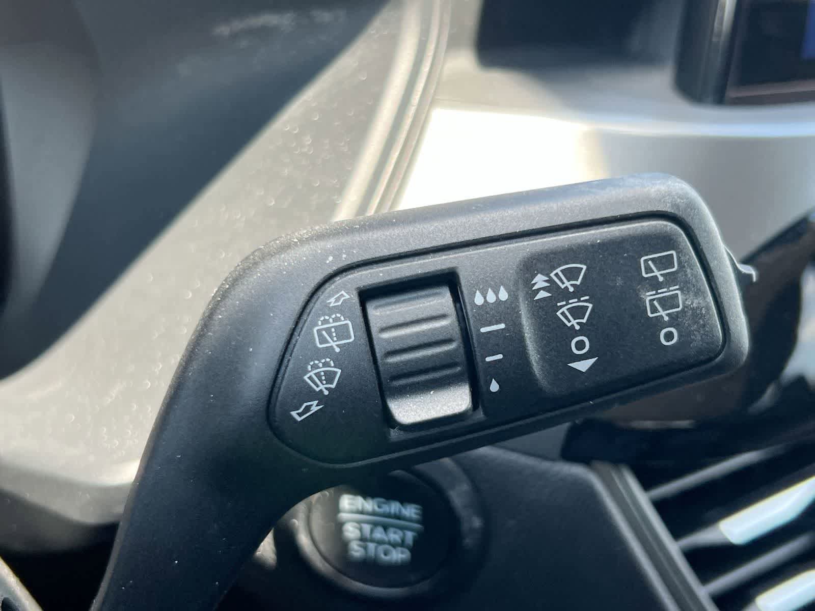 Certified 2023 Ford Escape Active AWD/4WD image 25