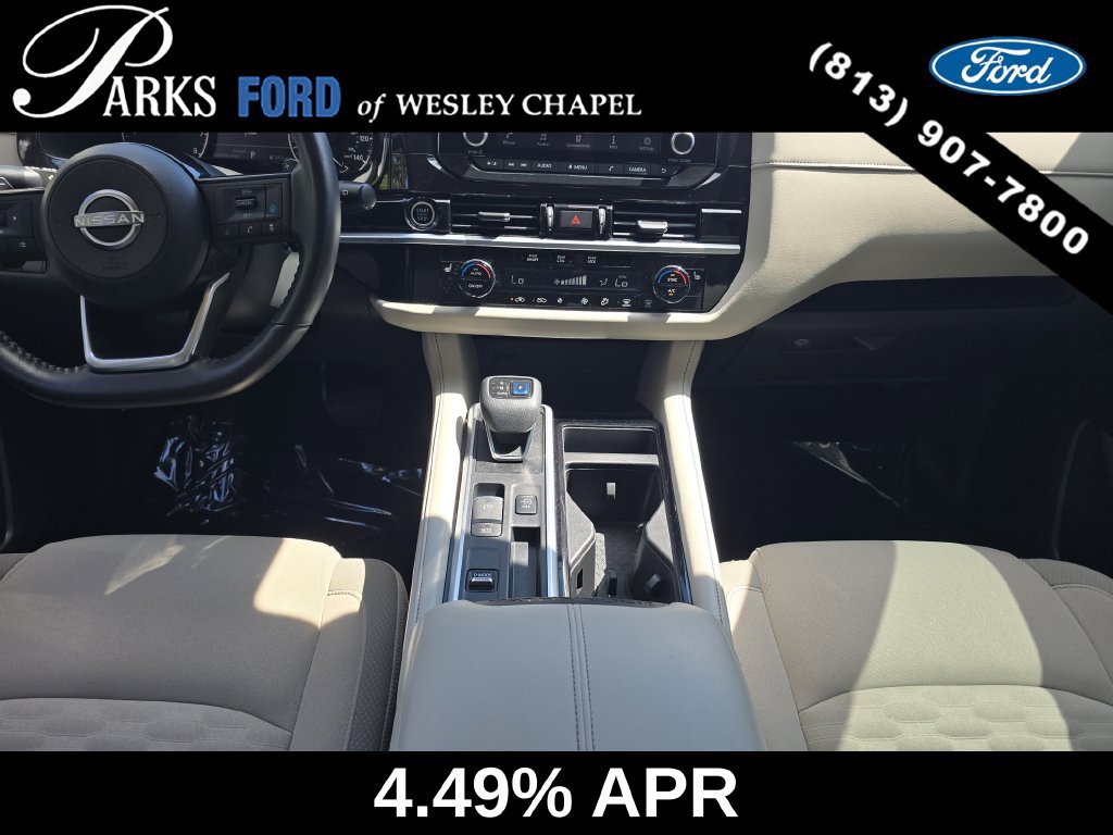 Used 2022 Nissan Pathfinder SV FWD image 13