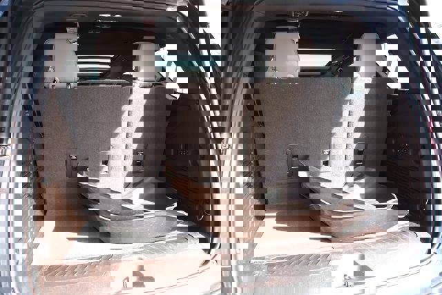 Used 2021 GMC Yukon SLT w/ SLT Luxury Plus Package image 17