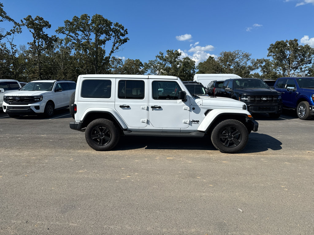 Used 2021 Jeep Wrangler Unlimited Sahara AWD/4WD image 4