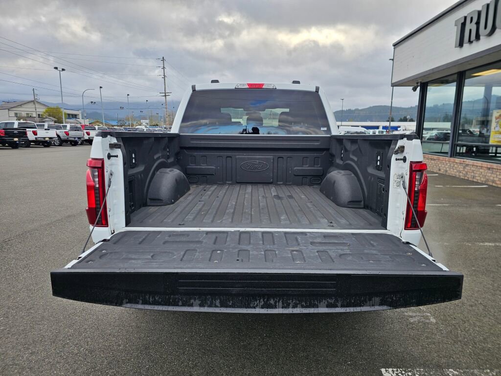 Certified 2025 Ford F150 XLT w/ Equipment Group 301A Standard image 9