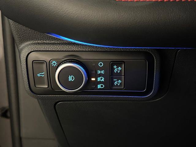 Certified 2025 Ford Explorer ST image 18