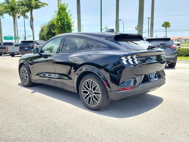 Certified 2025 Ford Mustang Mach-E Premium AWD/4WD image 5