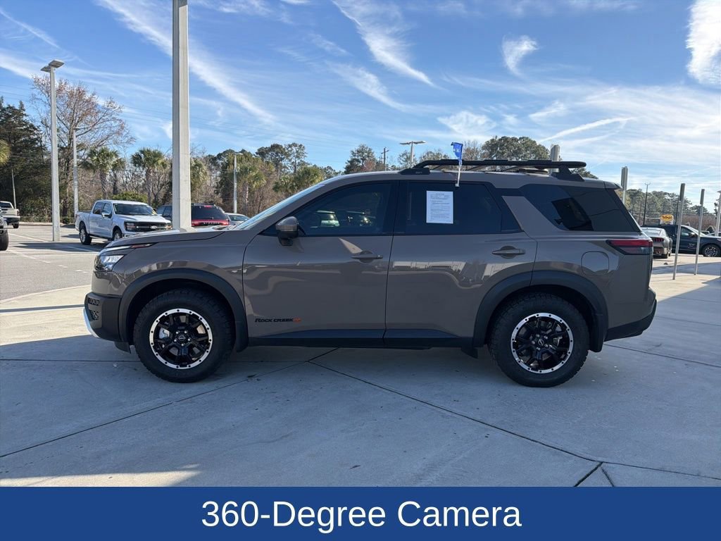 Used 2025 Nissan Pathfinder Rock Creek image 2