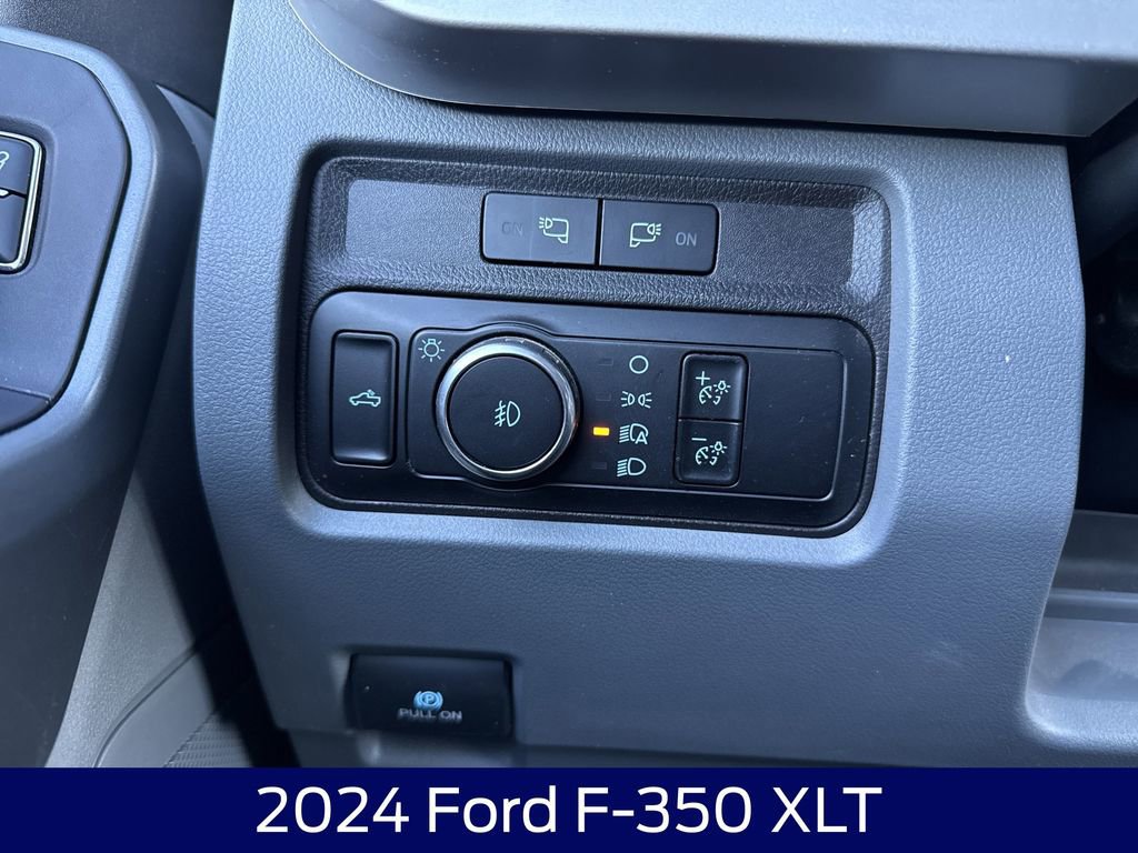 Certified 2024 Ford F350 XLT w/ FX4 Off-Road Package image 25