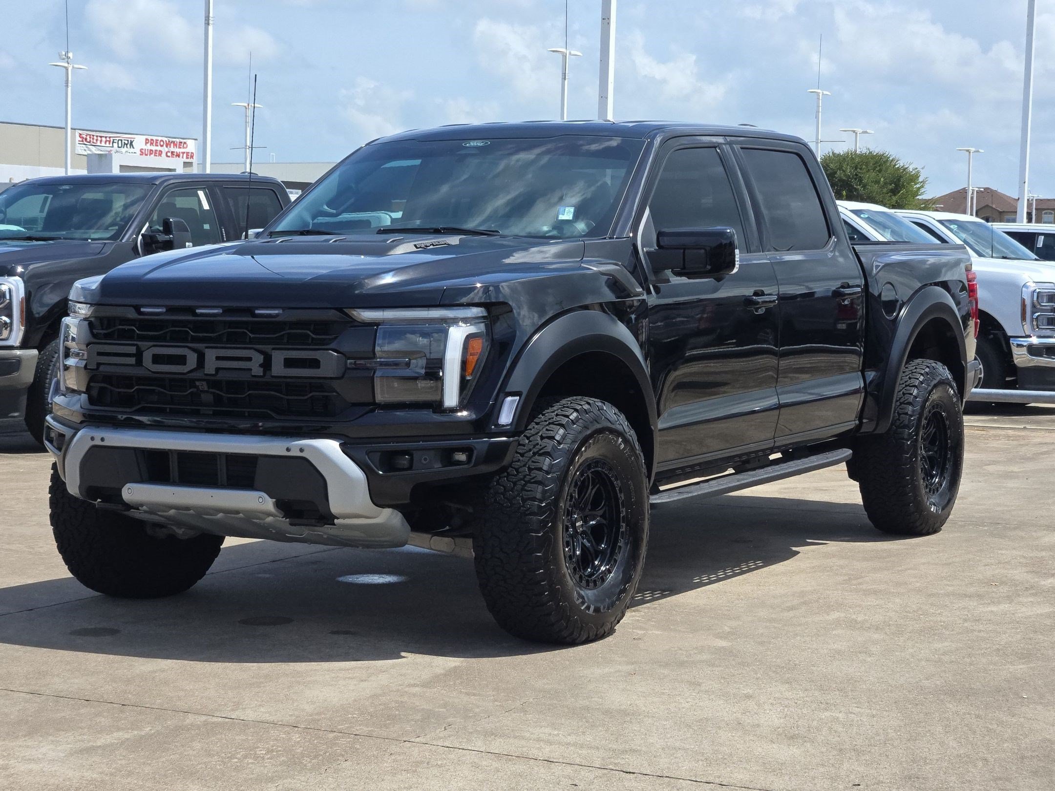 Certified 2025 Ford F150 Raptor AWD/4WD image 10
