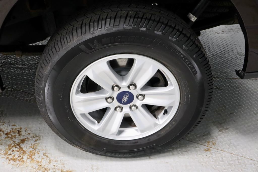Certified 2019 Ford F150 XLT RWD image 18