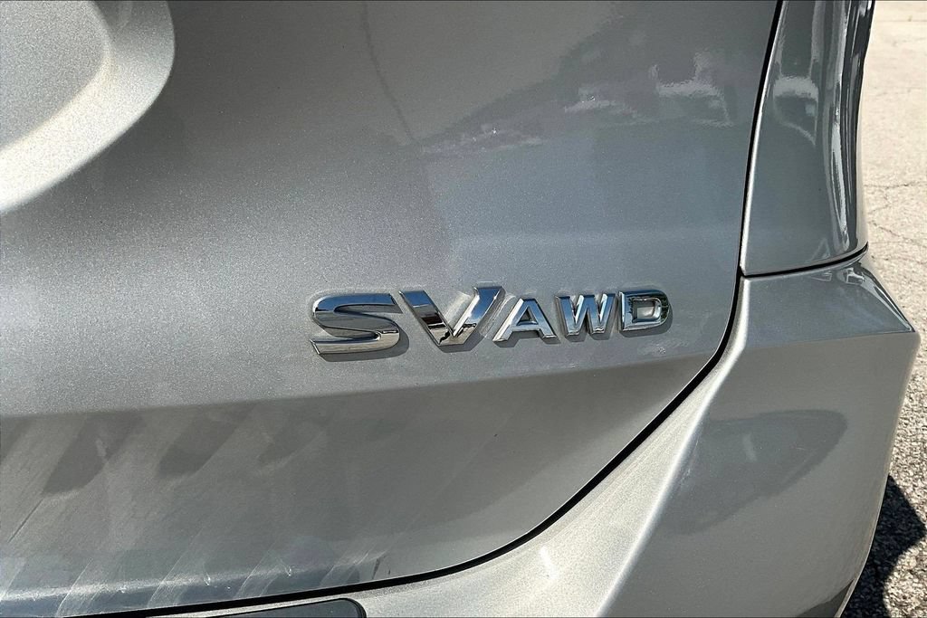 Used 2017 Nissan Rogue SV AWD/4WD image 10