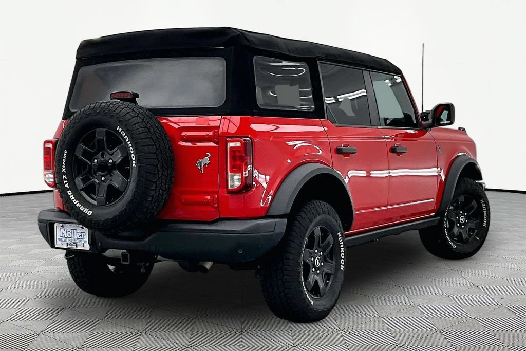 Certified 2023 Ford Bronco Black Diamond AWD/4WD image 2