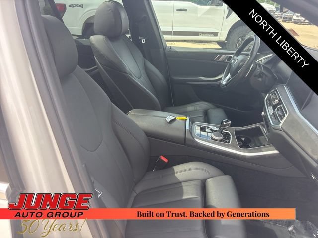 Used 2022 BMW X5 xDrive40i w/ Premium Package AWD/4WD image 9