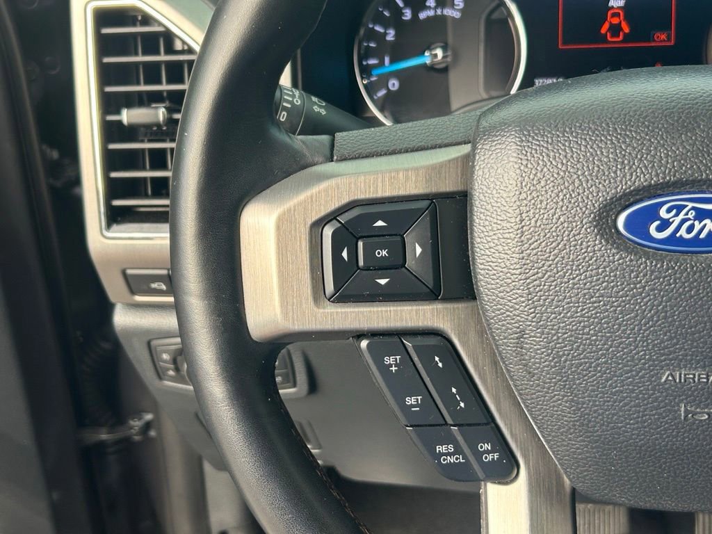 Certified 2022 Ford F350 Platinum image 46