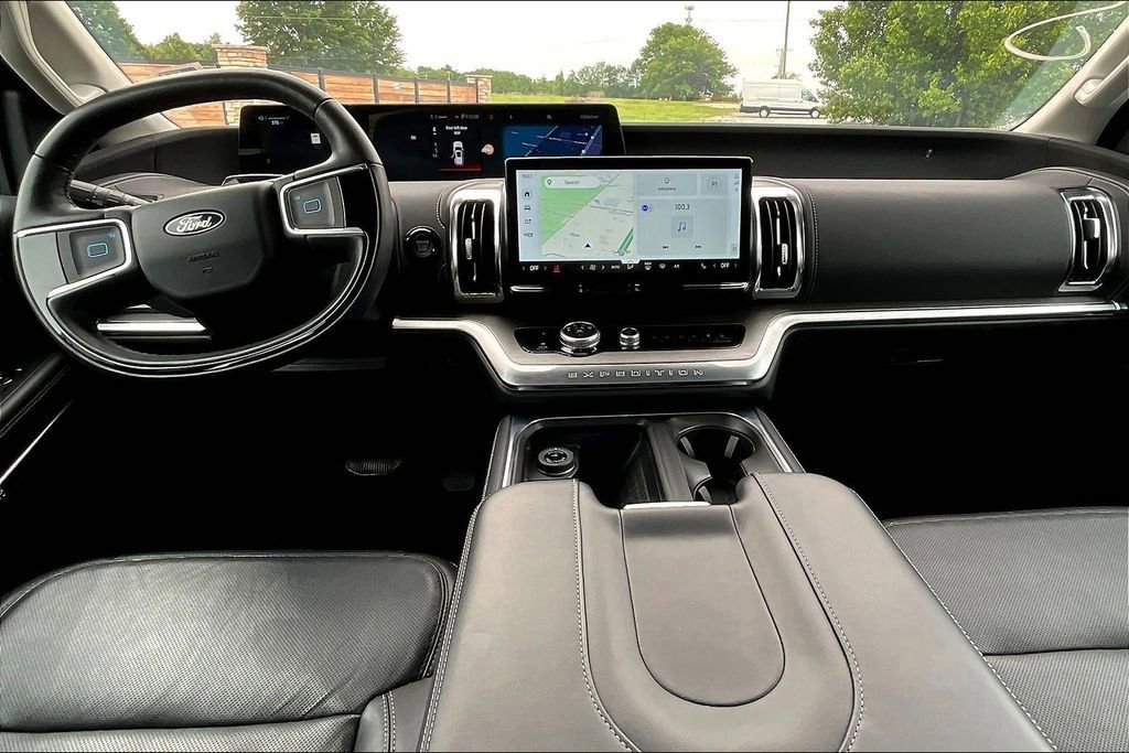 Certified 2025 Ford Expedition Max Platinum AWD/4WD image 12