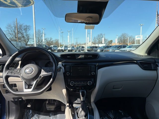 Used 2019 Nissan Rogue Sport SV w/ All-Weather Package image 11