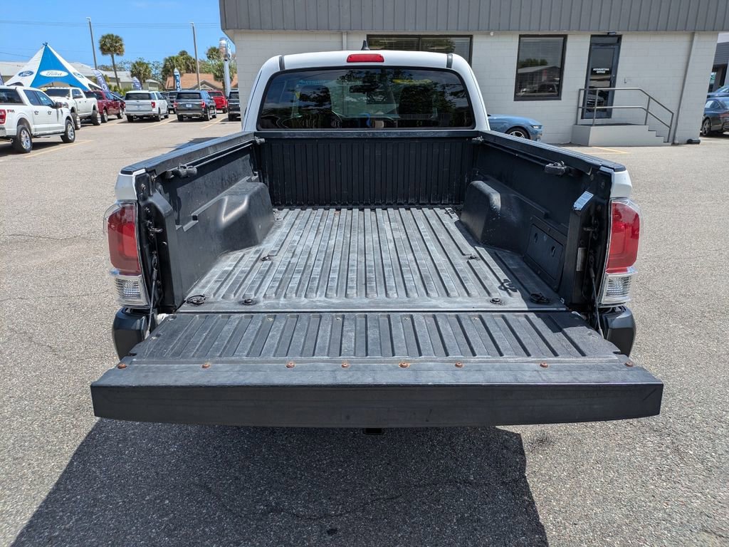Used 2022 Toyota Tacoma SR RWD image 11