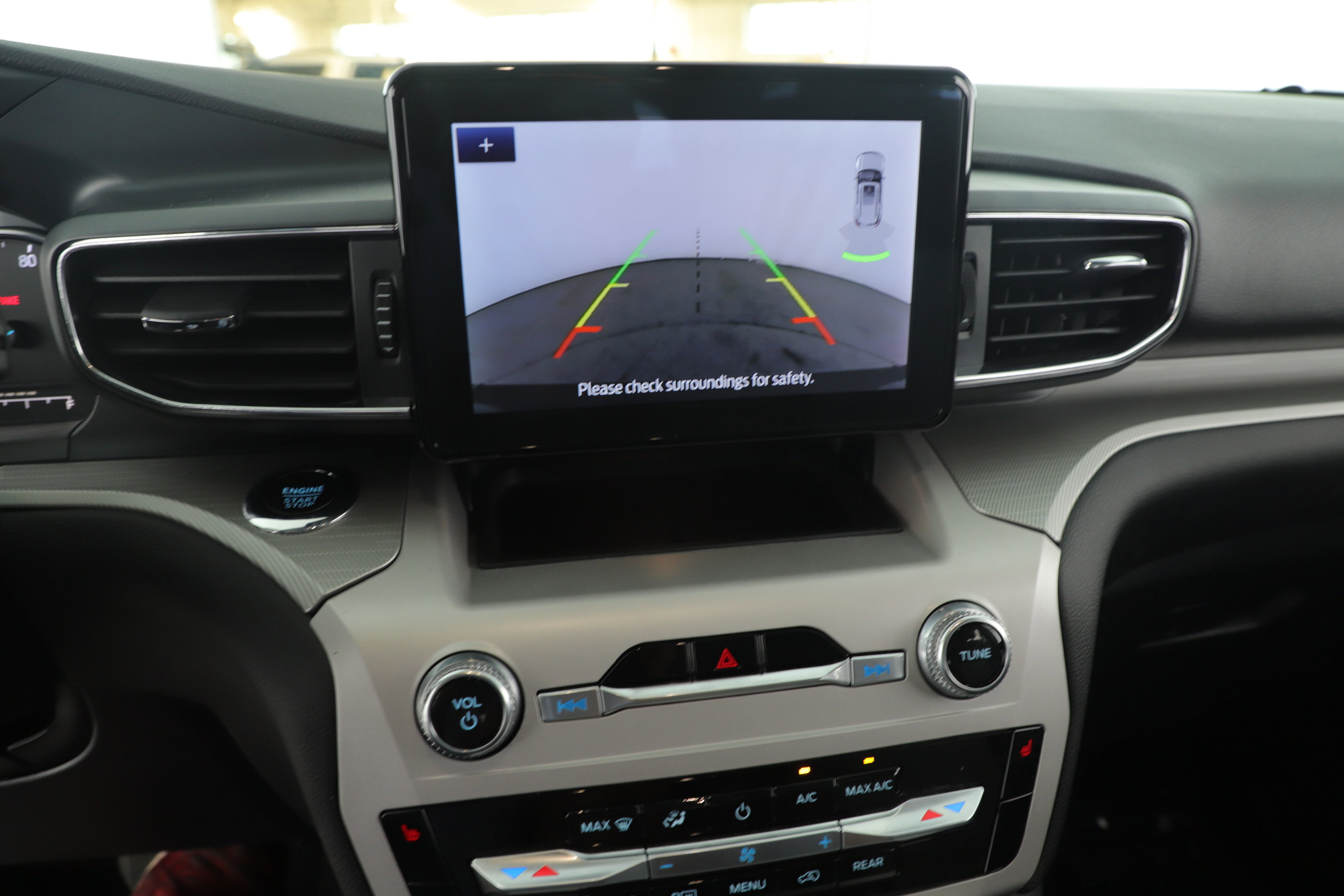 Certified 2024 Ford Explorer XLT w/ Equipment Group 202A image 14