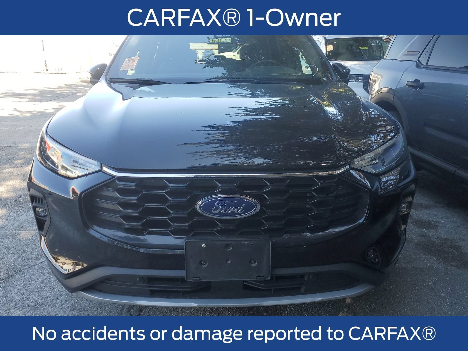 Certified 2025 Ford Escape ST-Line Select AWD/4WD image 3