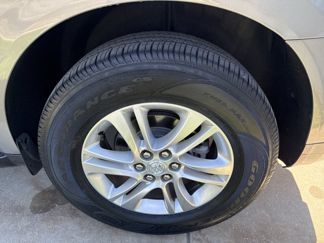 Used 2018 Buick Enclave Essence FWD image 11
