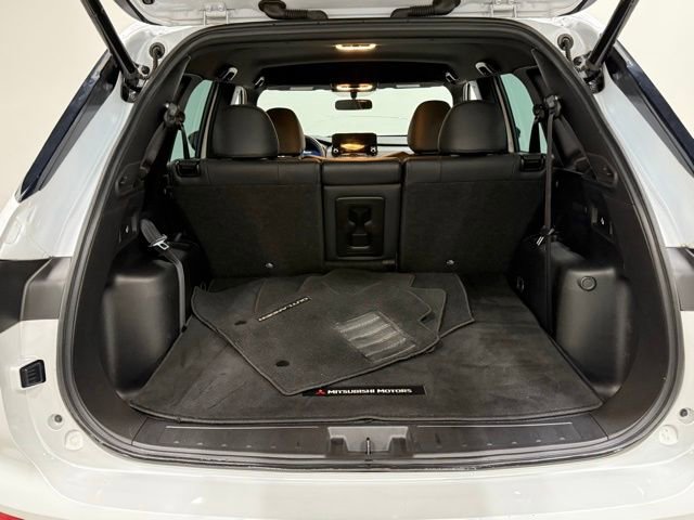 Used 2023 Mitsubishi Outlander SE Black Edition image 33