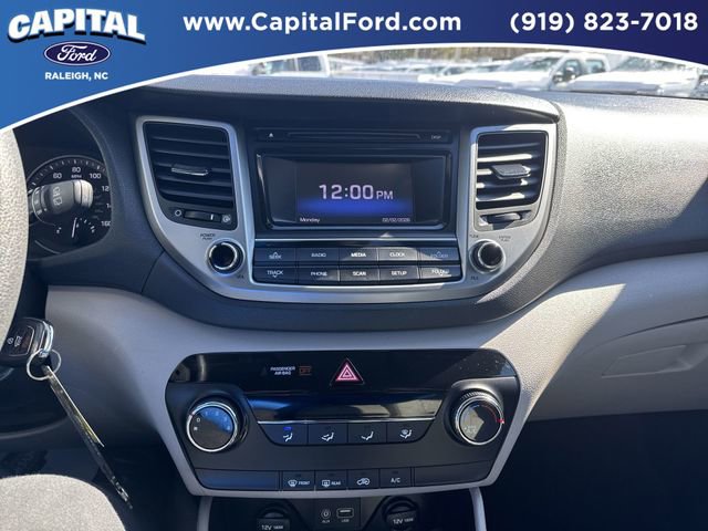 Used 2018 Hyundai Tucson SE image 25
