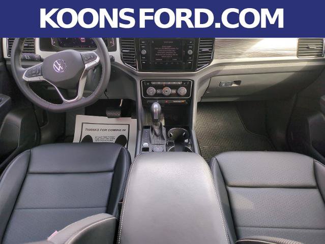 Used 2022 Volkswagen Atlas Cross Sport SE w/ Black Wheel Package AWD/4WD image 11