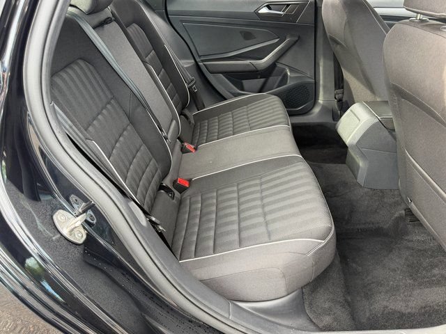 Used 2023 Volkswagen Jetta Sport FWD image 36