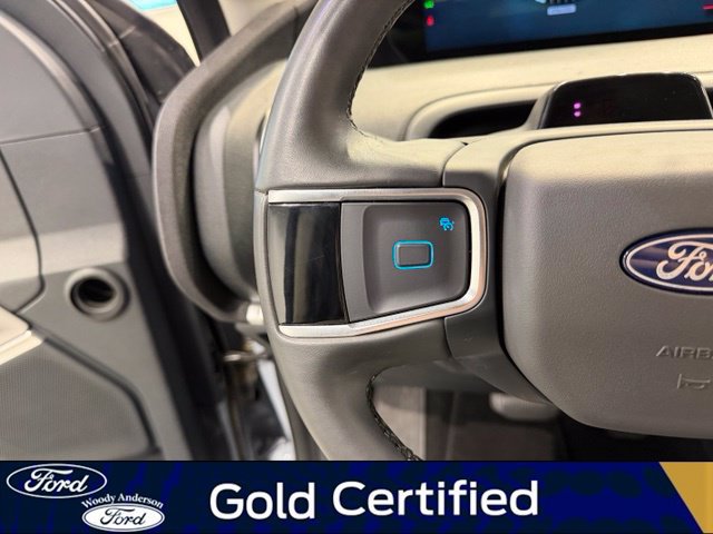 Certified 2025 Ford Expedition Active AWD/4WD image 11