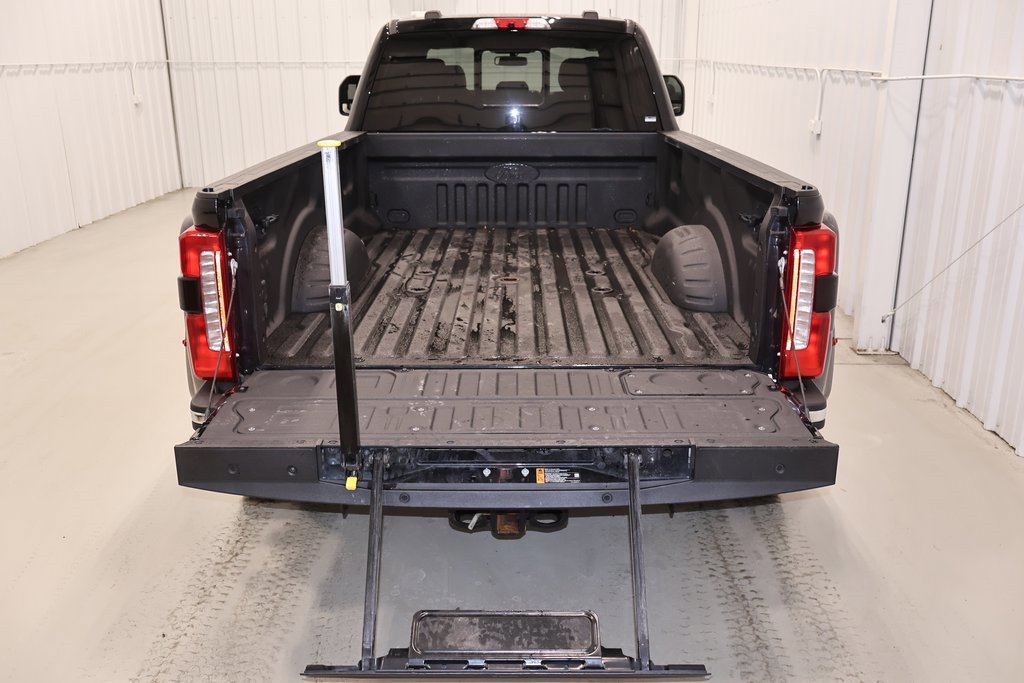 Certified 2023 Ford F450 King Ranch w/ Chrome Package image 44