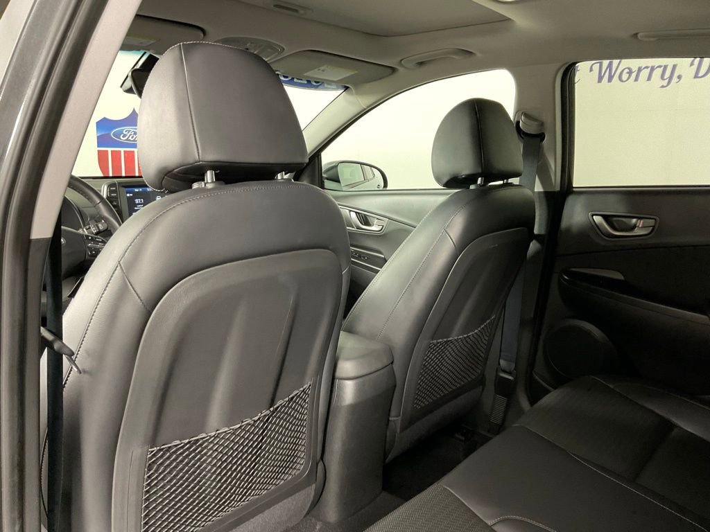 Used 2020 Hyundai Kona Limited image 15