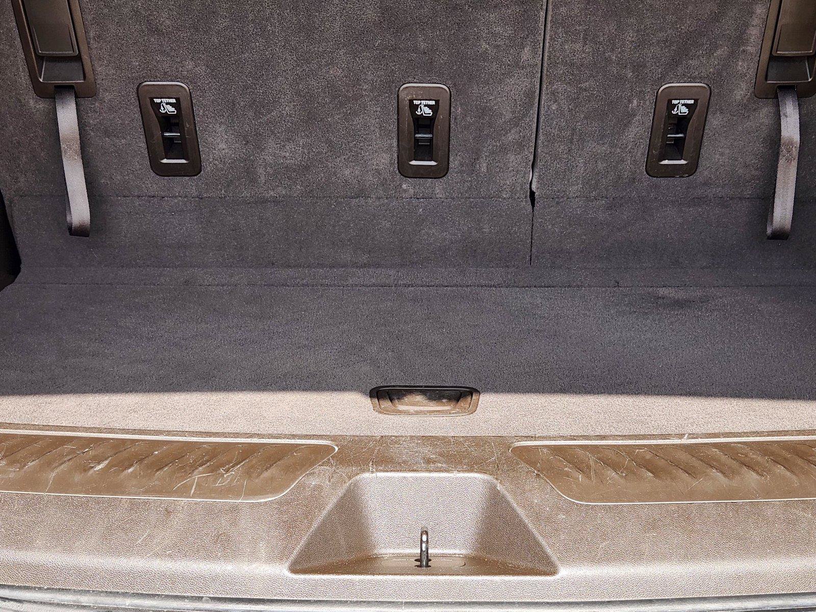 Used 2025 Chevrolet Tahoe LT RWD image 34