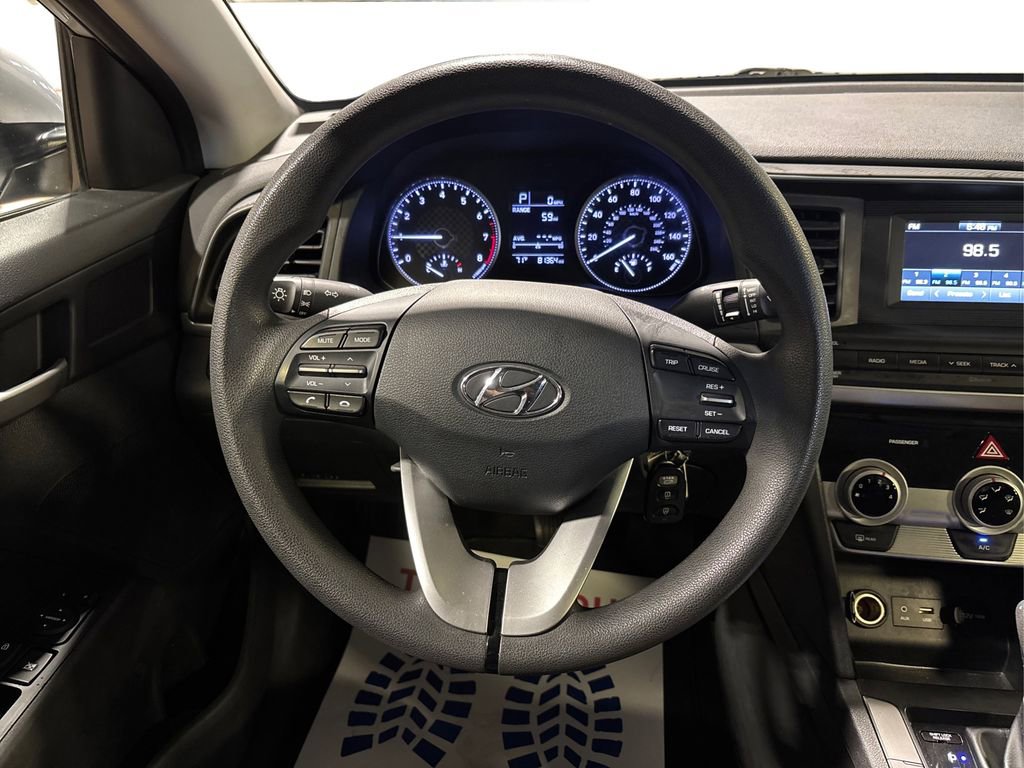 Used 2019 Hyundai Elantra SE w/ Cargo Package FWD image 26