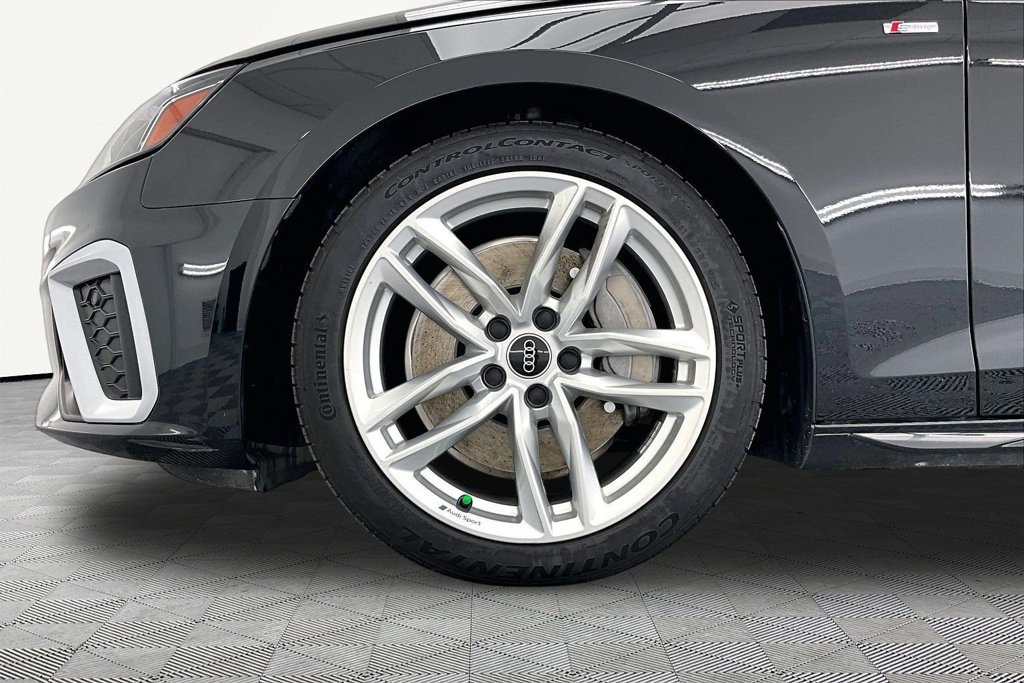 Used 2021 Audi A4 2.0T Premium Plus w/ Premium Plus Package AWD/4WD image 9