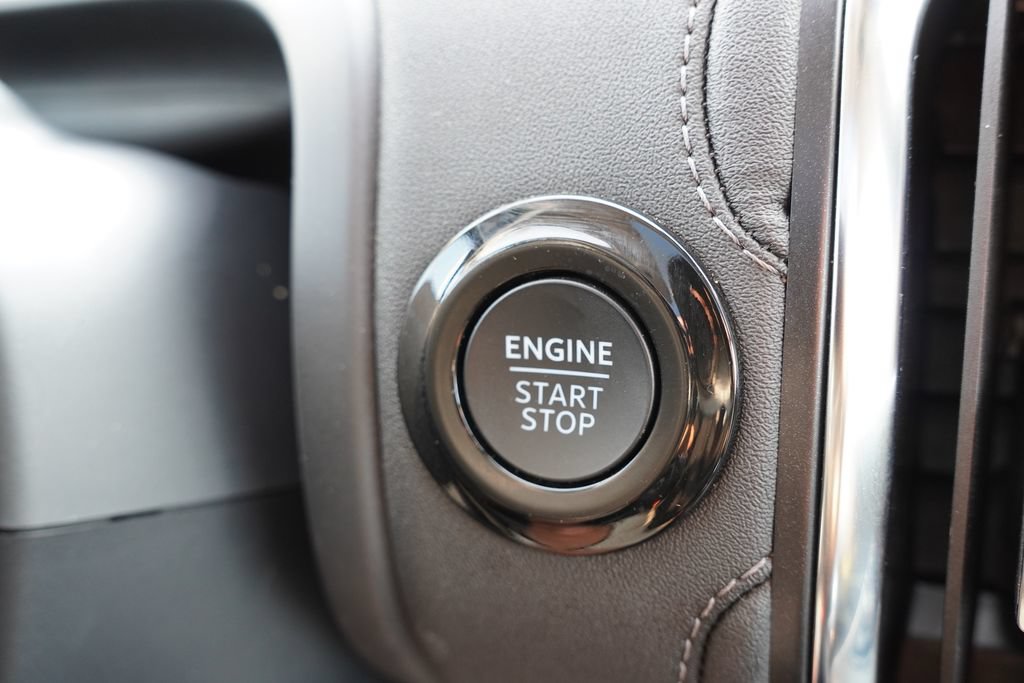 Certified 2025 Ford Expedition Platinum AWD/4WD image 38