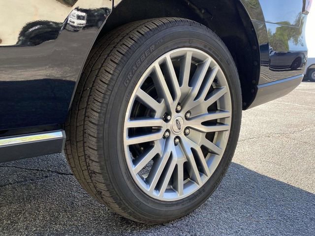 Certified 2022 Ford Expedition Max Limited image 11