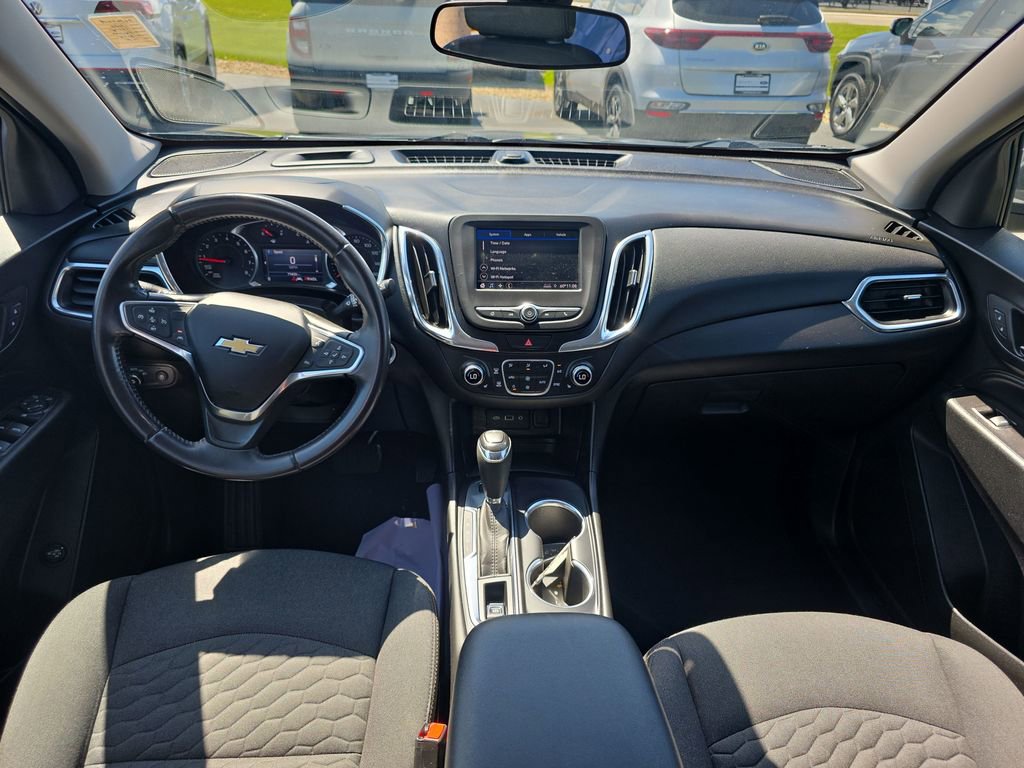 Used 2020 Chevrolet Equinox LT w/ Driver Convenience Package AWD/4WD image 21