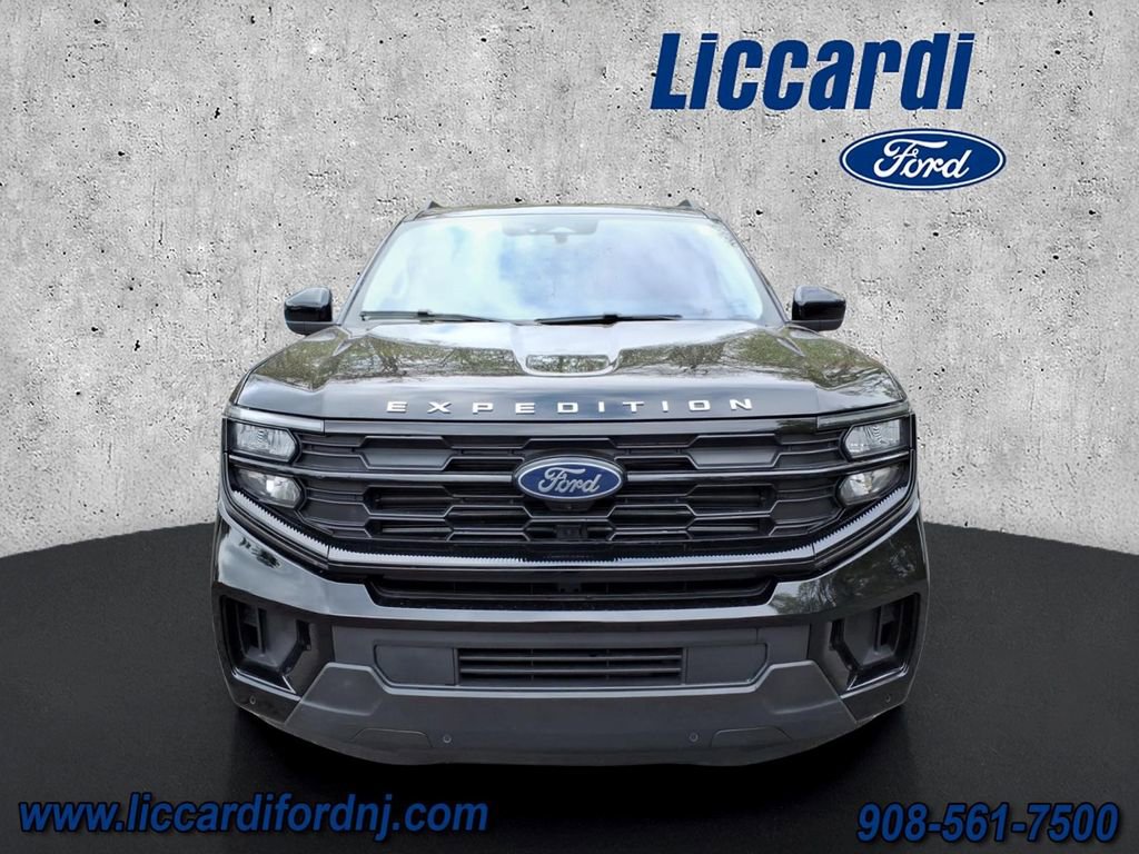 Certified 2025 Ford Expedition Max Active AWD/4WD image 2