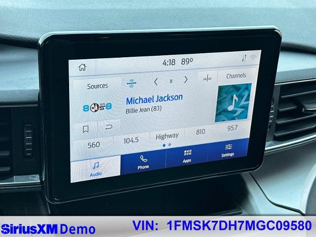 Certified 2021 Ford Explorer XLT w/ Equipment Group 202A RWD image 28