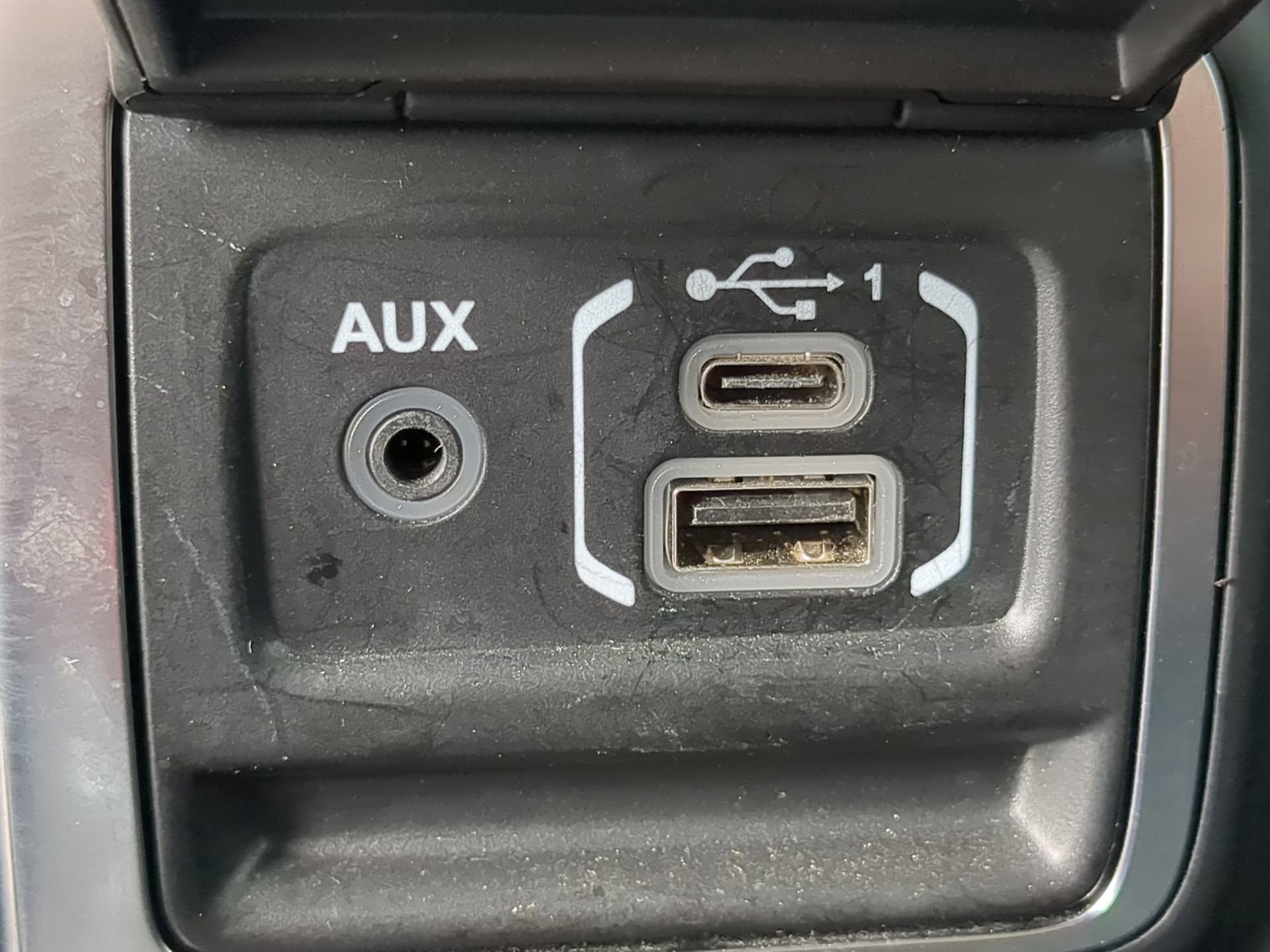 Used 2021 Jeep Wrangler Unlimited Sahara image 53