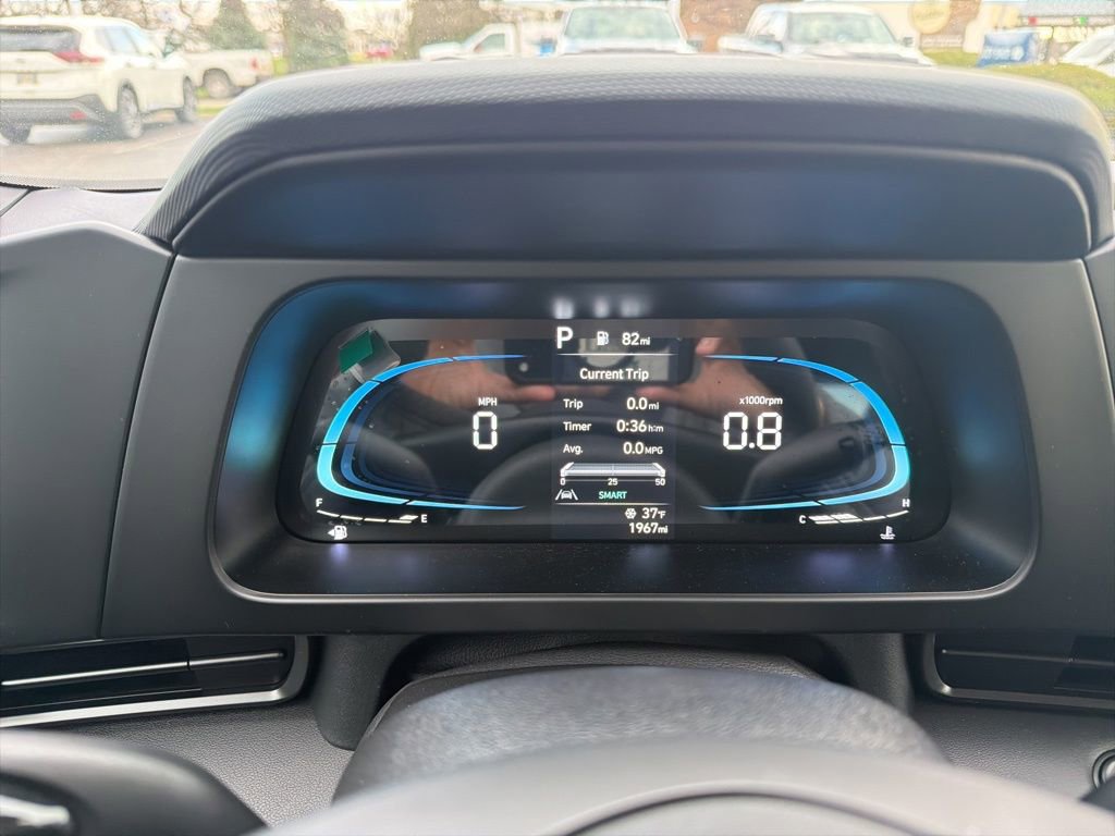 Used 2025 Hyundai Elantra Sport image 26