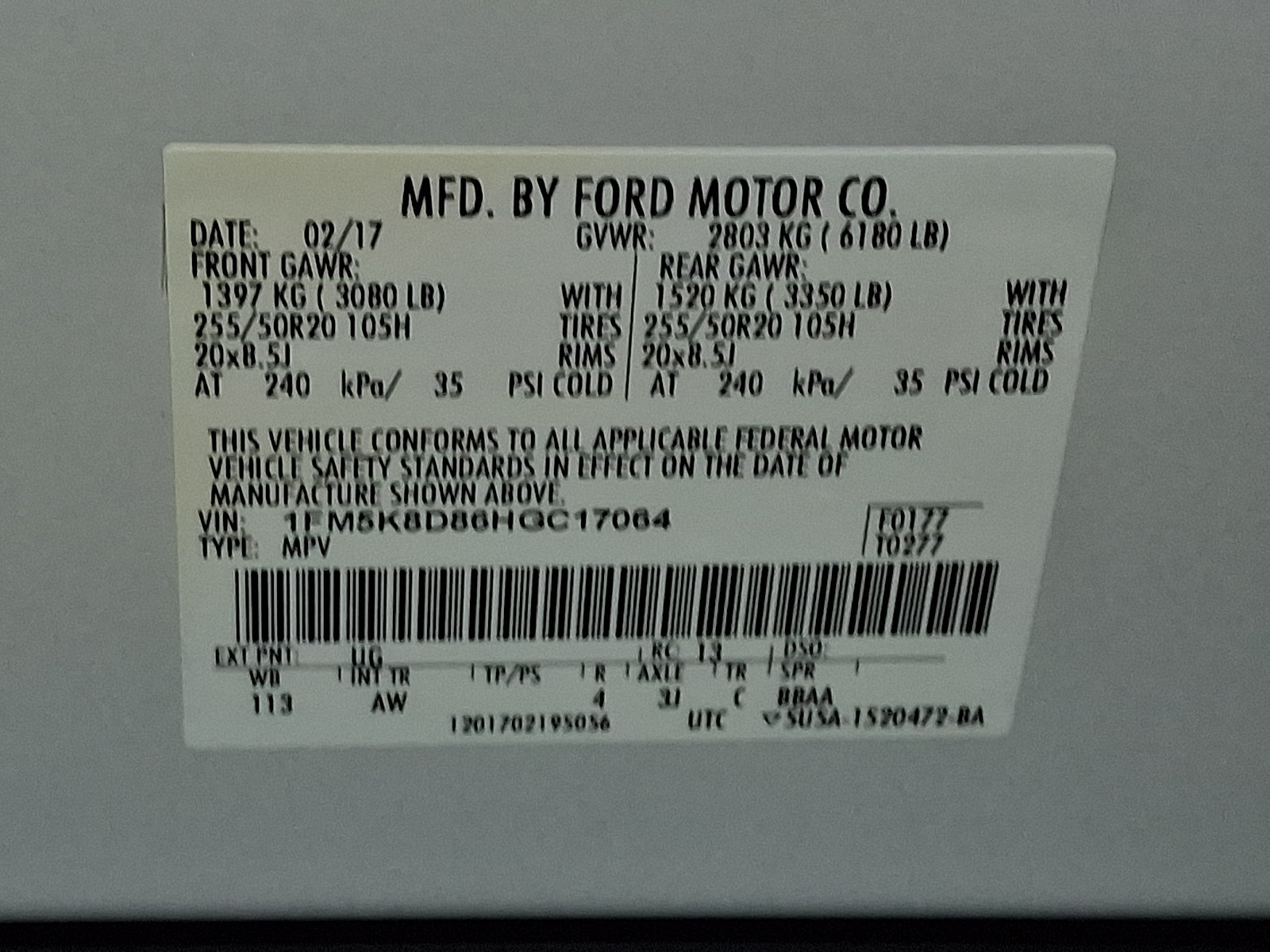 Certified 2017 Ford Explorer XLT w/ Equipment Group 202A AWD/4WD image 27