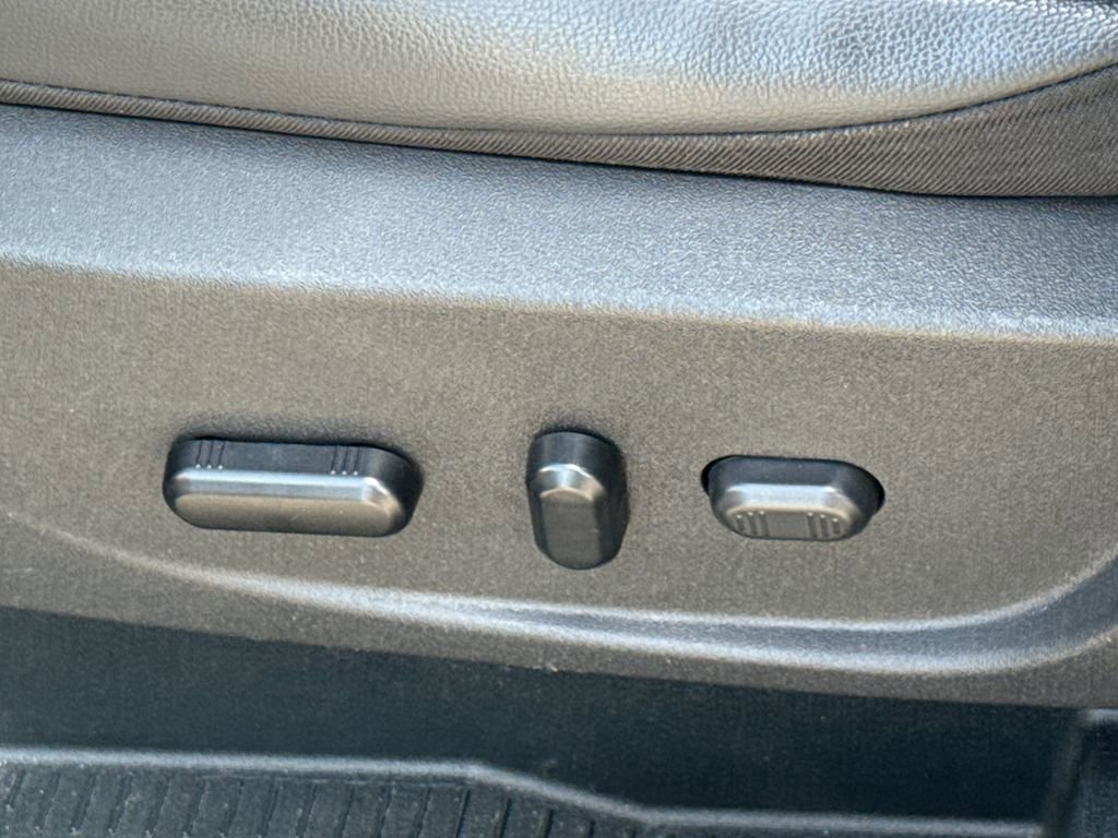 Certified 2019 Ford Escape SEL FWD image 23