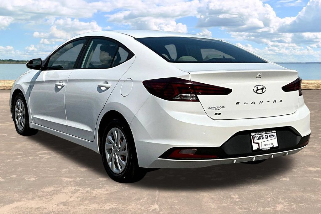 Used 2019 Hyundai Elantra SE FWD image 5