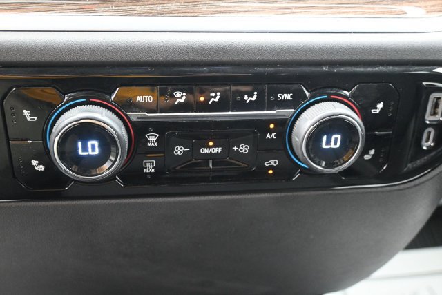 Used 2025 Chevrolet Silverado 2500 LT w/ Convenience Package AWD/4WD image 12