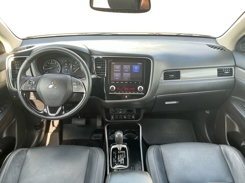 Used 2020 Mitsubishi Outlander SEL FWD image 17